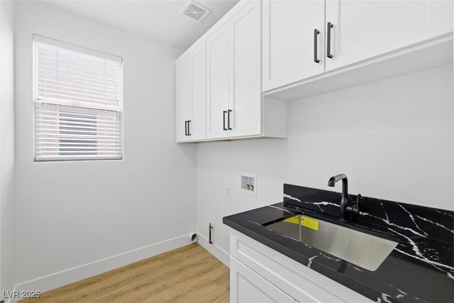 149 Lakewood Garden Drive, Las Vegas, NV 89148