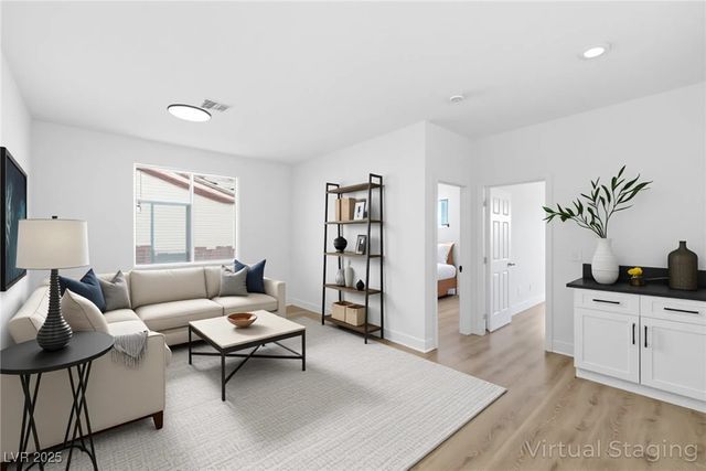 149 Lakewood Garden Drive, Las Vegas, NV 89148