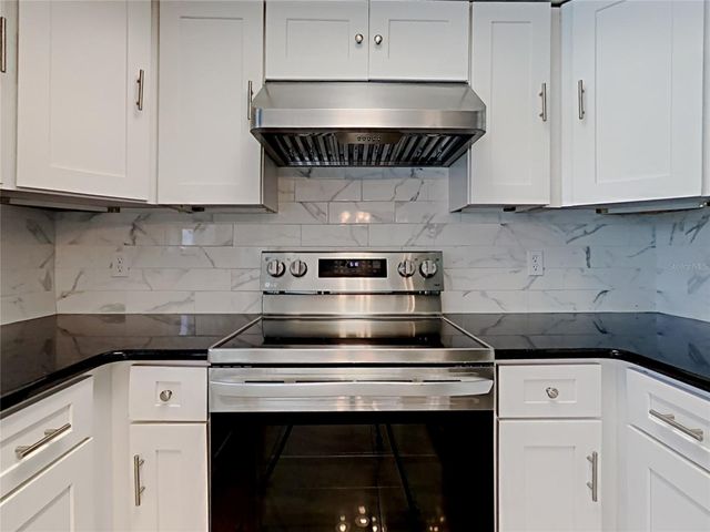 11315 ZODIAC DRIVE, Orlando, FL 32837