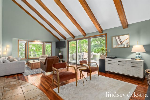 7395 Whispering Ridge Street, Grand Rapids, MI 49546