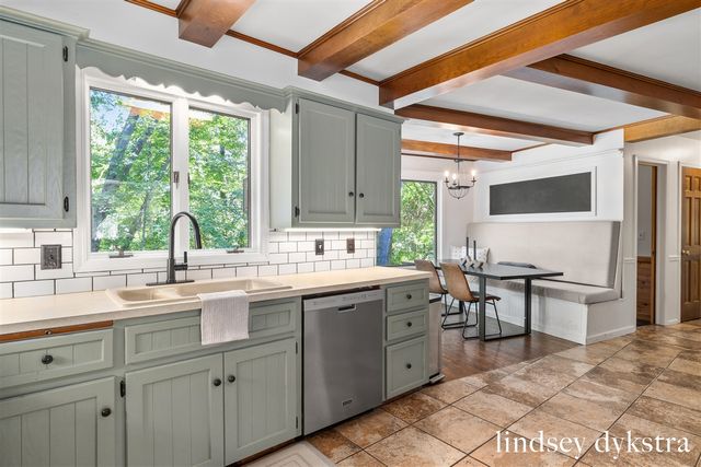 7395 Whispering Ridge Street, Grand Rapids, MI 49546