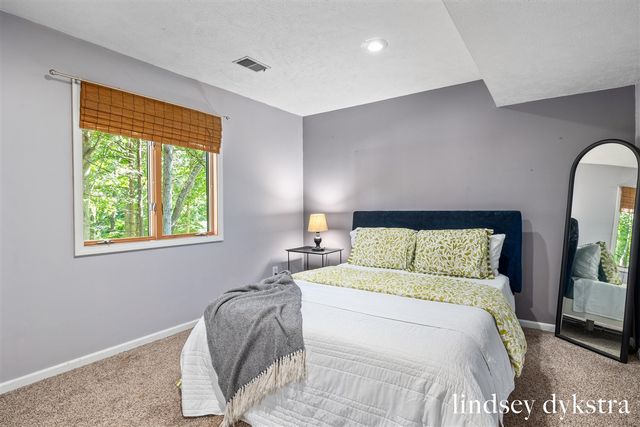 7395 Whispering Ridge Street, Grand Rapids, MI 49546