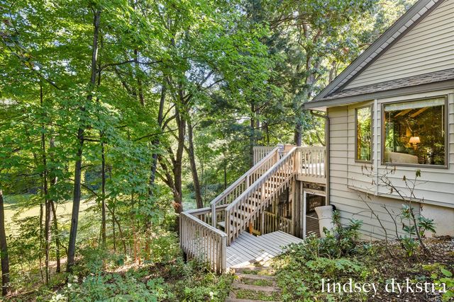 7395 Whispering Ridge Street, Grand Rapids, MI 49546
