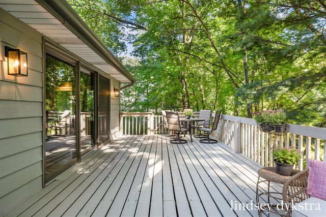 7395 Whispering Ridge Street, Grand Rapids, MI 49546
