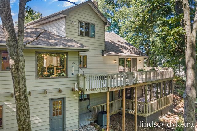 7395 Whispering Ridge Street, Grand Rapids, MI 49546