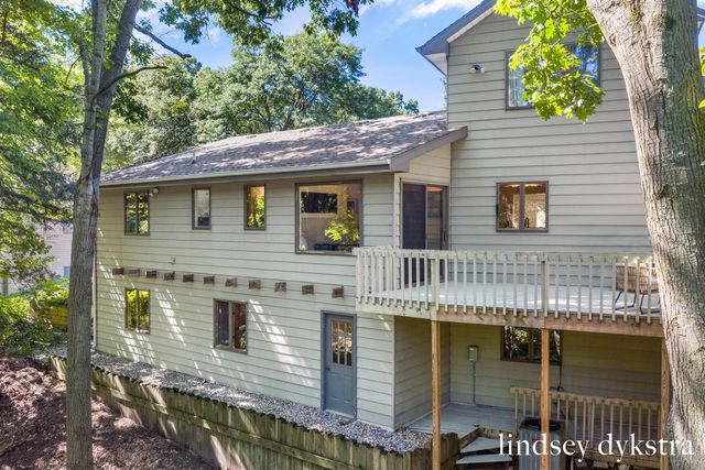 7395 Whispering Ridge Street, Grand Rapids, MI 49546
