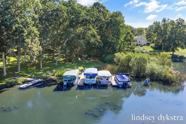 7395 Whispering Ridge Street, Grand Rapids, MI 49546