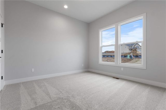 16965 W 172nd Terrace, Olathe, KS 66062