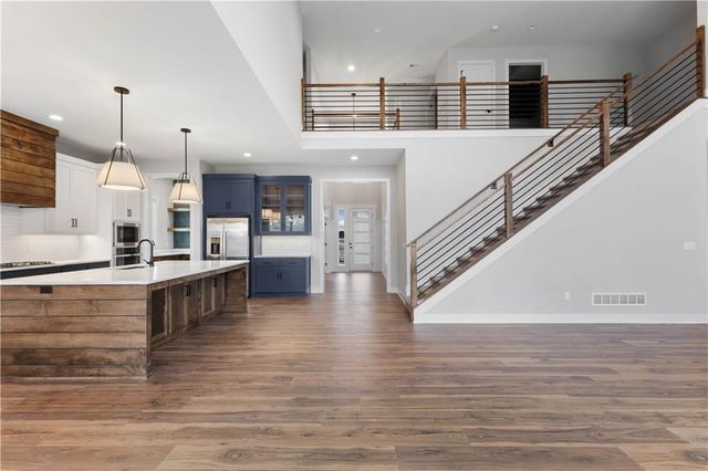 16965 W 172nd Terrace, Olathe, KS 66062