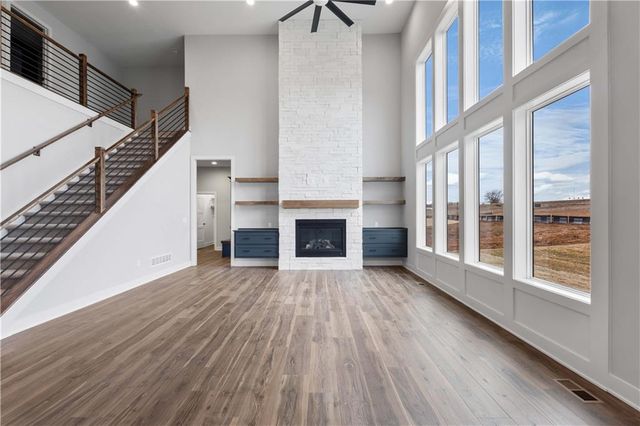 16965 W 172nd Terrace, Olathe, KS 66062
