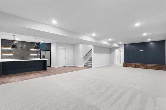 16965 W 172nd Terrace, Olathe, KS 66062