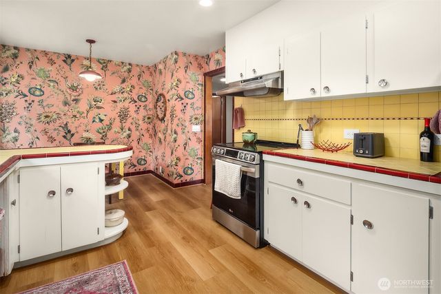 1707 8th Street, Anacortes, WA 98221