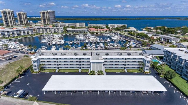 907 Marina Drive 402, North Palm Beach, FL 33408