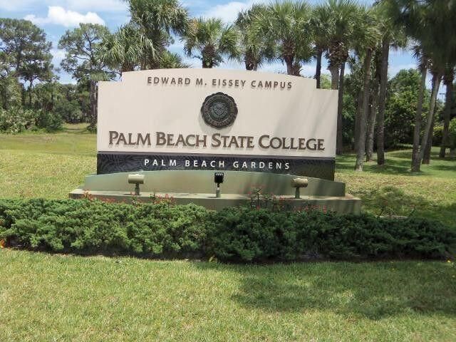 907 Marina Drive 402, North Palm Beach, FL 33408