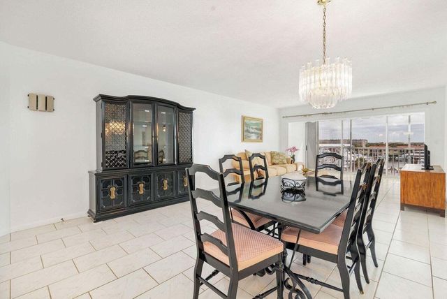 907 Marina Drive 402, North Palm Beach, FL 33408