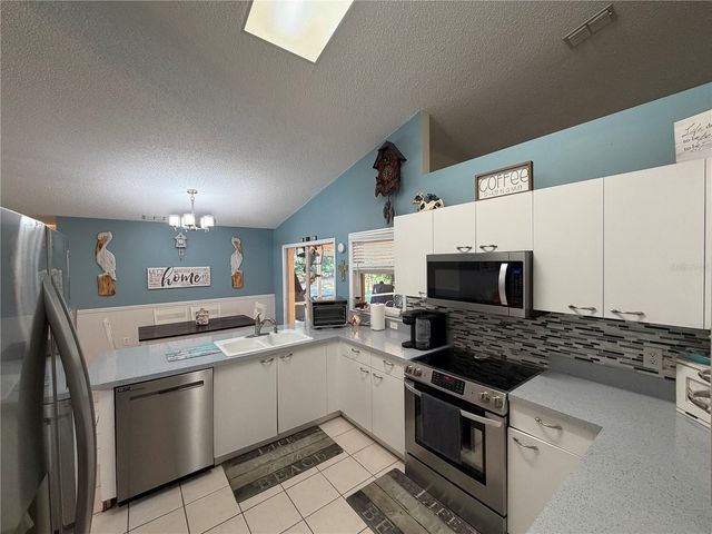 6005 PROMENADE COURT, Bradenton, FL 34203