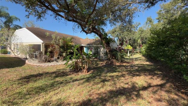 6005 PROMENADE COURT, Bradenton, FL 34203