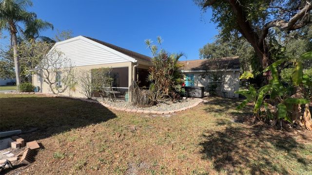 6005 PROMENADE COURT, Bradenton, FL 34203
