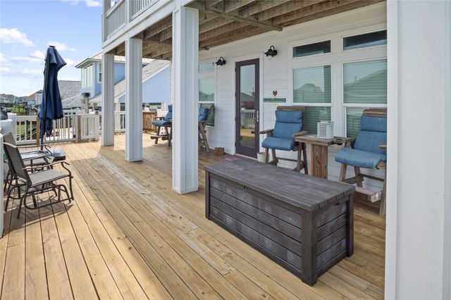 2630 Breaker Drive, Crystal Beach, TX 77650
