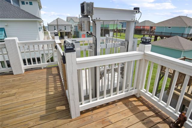 2630 Breaker Drive, Crystal Beach, TX 77650