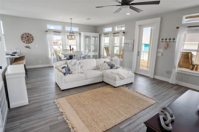 2630 Breaker Drive, Crystal Beach, TX 77650