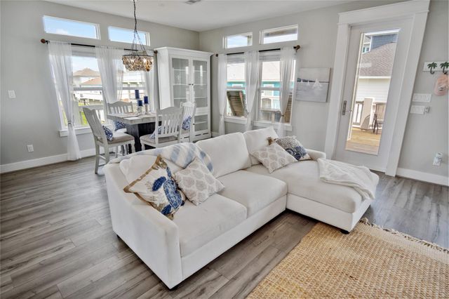 2630 Breaker Drive, Crystal Beach, TX 77650