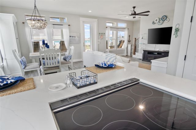 2630 Breaker Drive, Crystal Beach, TX 77650