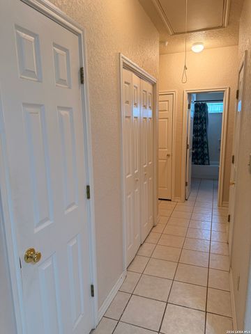 118 HEINEN RD, Bandera, TX 78003