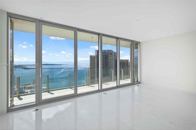 300 Biscayne Blvd Way 4901E, Miami, FL 33131