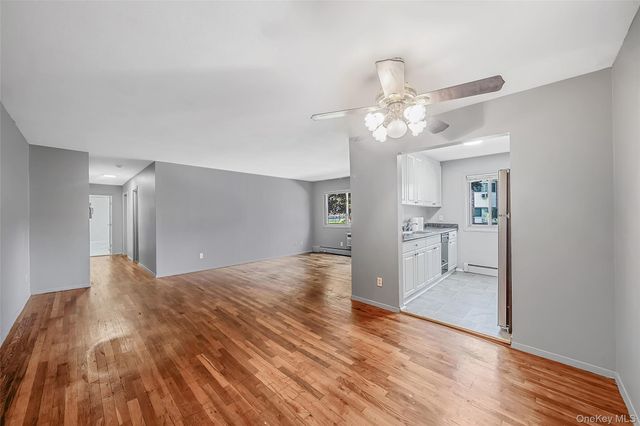 2397 union blvd 8a, Islip, NY 11751