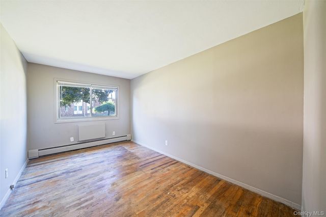 2397 union blvd 8a, Islip, NY 11751