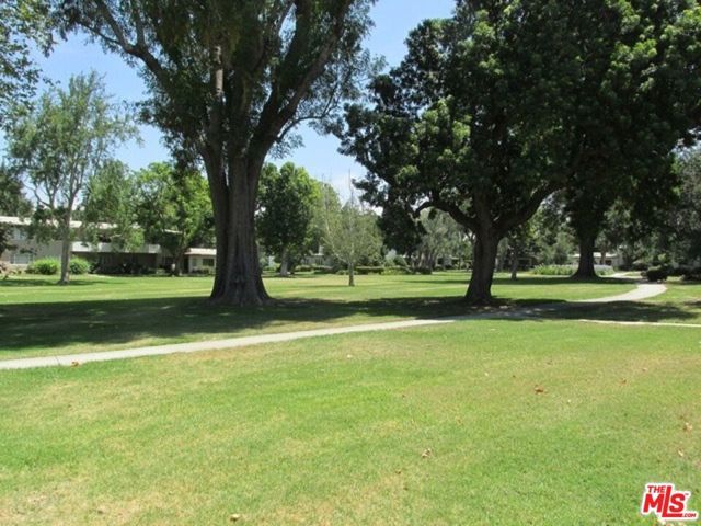5176 Village, Los Angeles, CA 90016