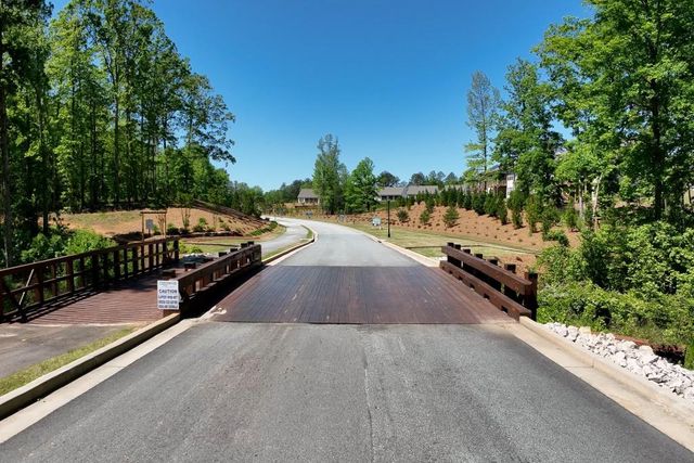 400 Chatuge Drive, Hoschton, GA 30548