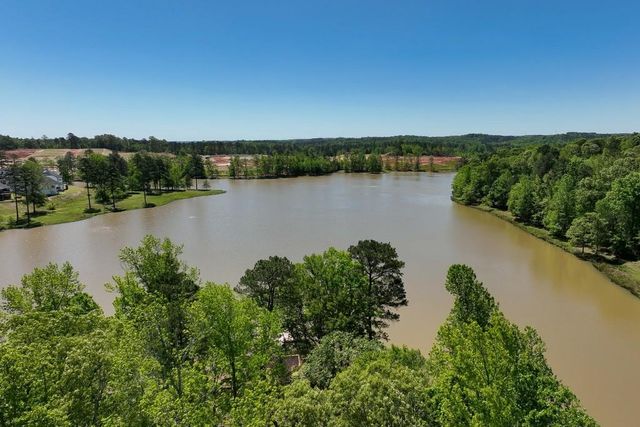 400 Chatuge Drive, Hoschton, GA 30548