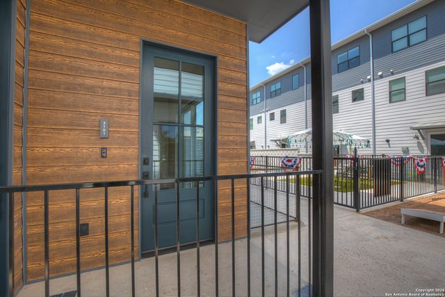 1208 N Academy Ave Unit 3101, New Braunfels, TX 78130