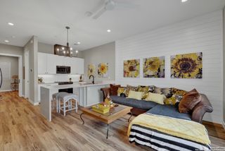 1208 N Academy Ave Unit 3101, New Braunfels, TX 78130