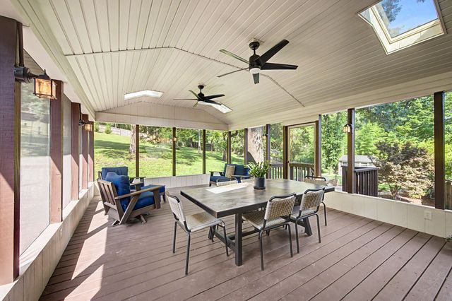 2010 Sunny Side Dr, Brentwood, TN 37027