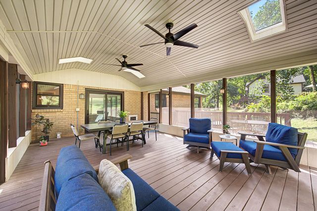 2010 Sunny Side Dr, Brentwood, TN 37027