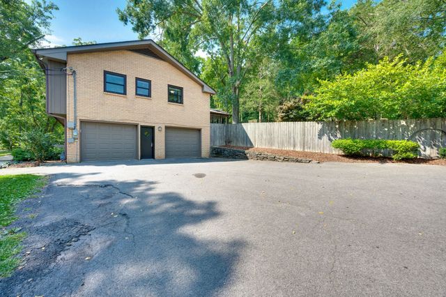2010 Sunny Side Dr, Brentwood, TN 37027