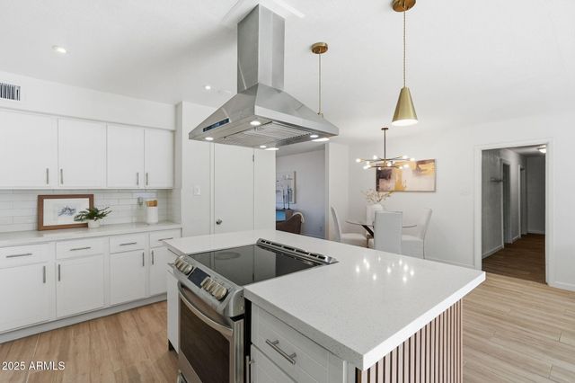 8725 E CORONADO Road, Scottsdale, AZ 85257