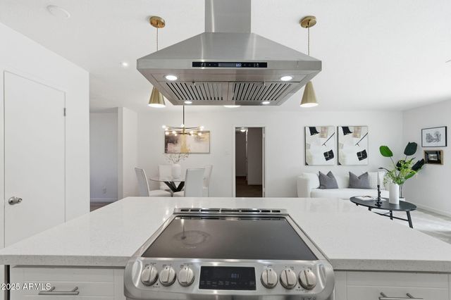 8725 E CORONADO Road, Scottsdale, AZ 85257