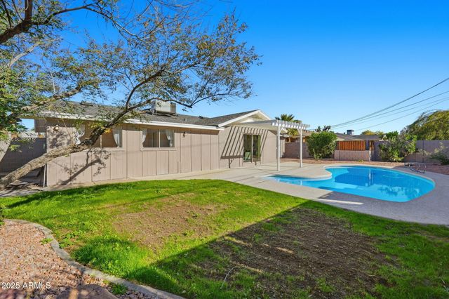 8725 E CORONADO Road, Scottsdale, AZ 85257