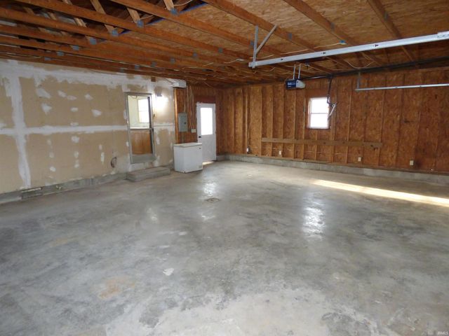 1140 Hawthorne Avenue, Frankfort, IN 46041