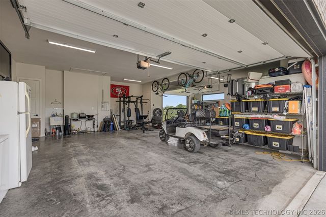 19912 E 126th Street N, Collinsville, OK 74021