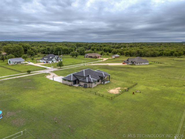 19912 E 126th Street N, Collinsville, OK 74021