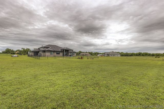 19912 E 126th Street N, Collinsville, OK 74021