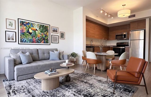 315 NW 27th 319, Miami, FL 33125