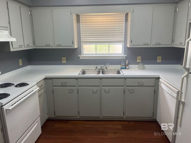 600 Cheshire Lane 9, Daphne, AL 36526