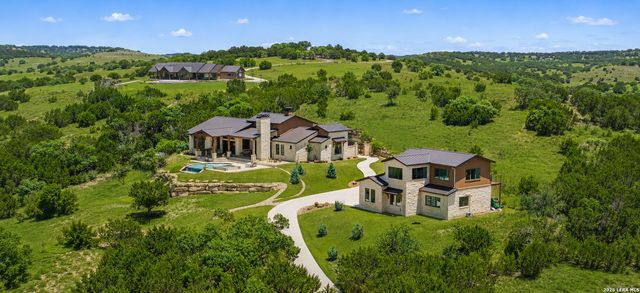 151 KUDU CV, Blanco, TX 78606