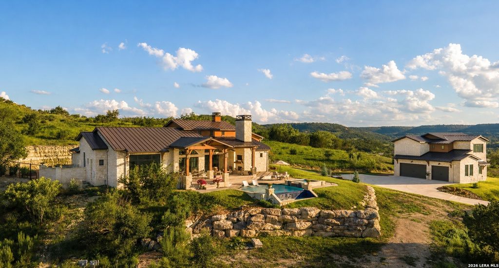 151 KUDU CV, Blanco, TX 78606